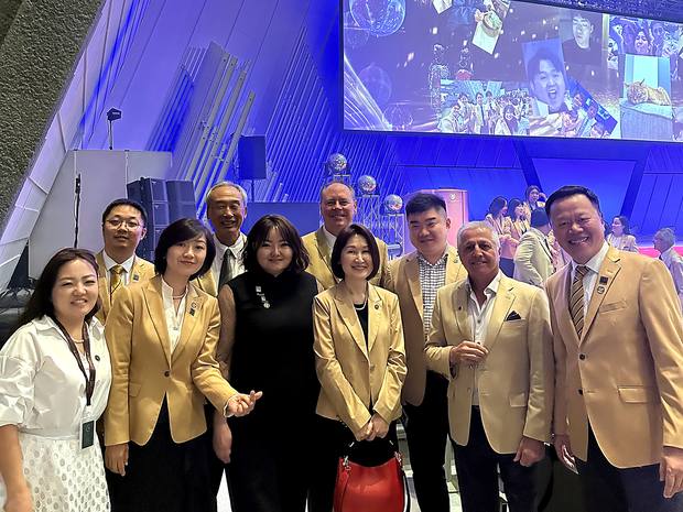 Amartsengel with the Century 21 Japan delegation, Kyoto